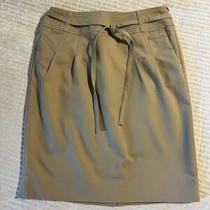 NWT Women’s A.N.A Khaki Skirt Size 6